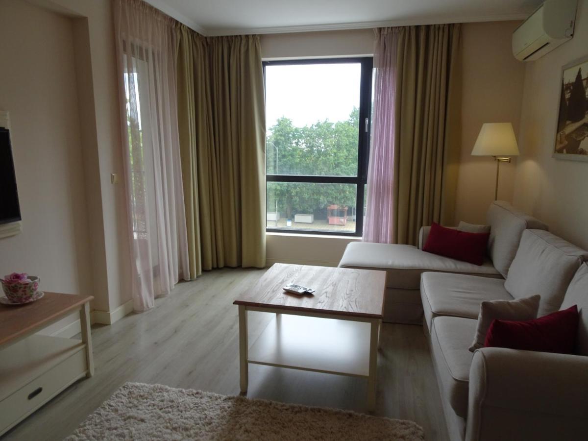 Private Apartments In White Rock Castle Balchik Esterno foto