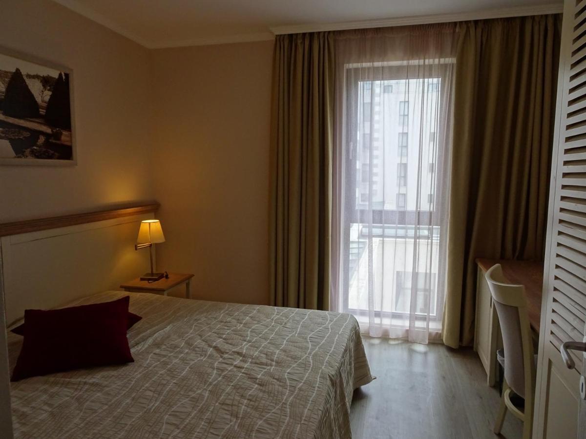 Private Apartments In White Rock Castle Balchik Esterno foto