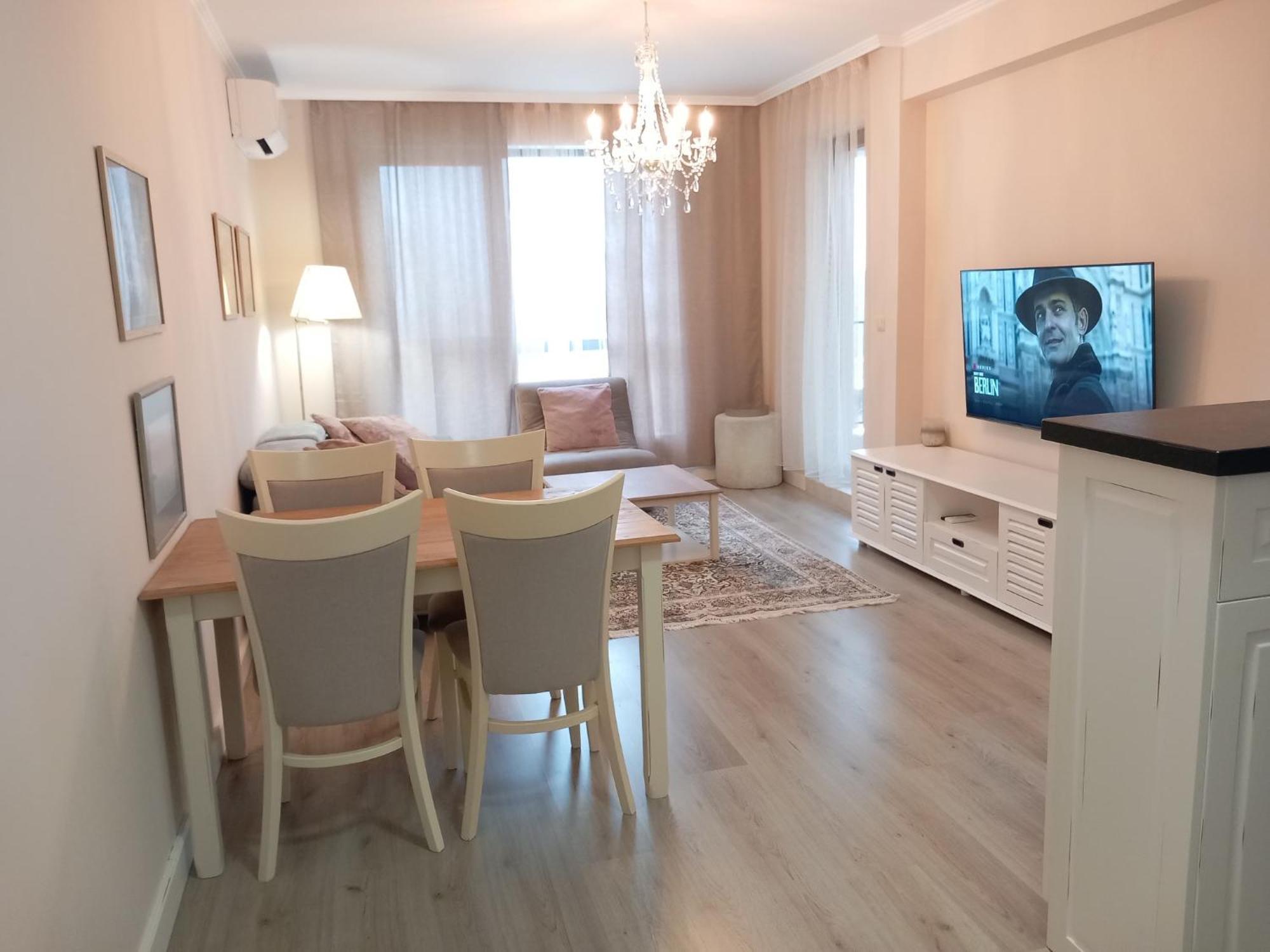 Private Apartments In White Rock Castle Balchik Esterno foto